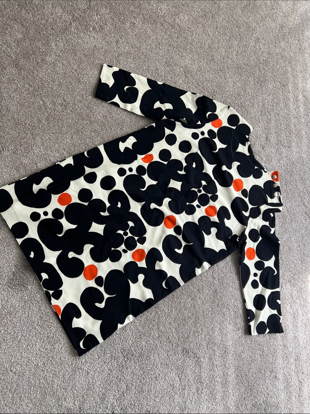 Marimekko Black, White & Orange Graphic Shift Top